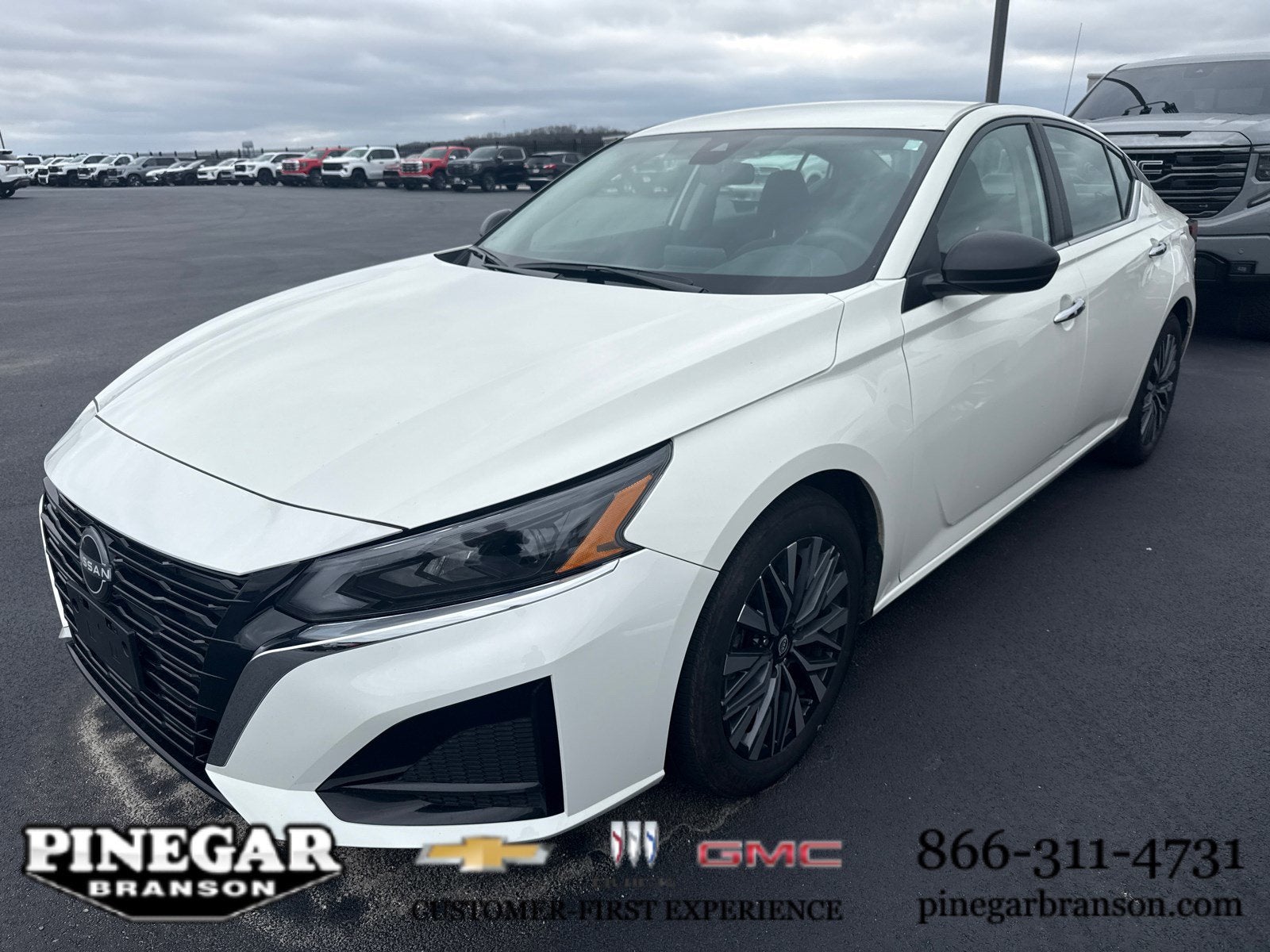 2025 Nissan Altima SV