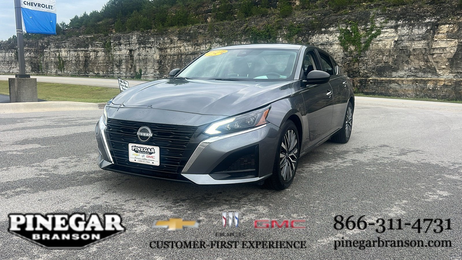 2025 Nissan Altima SV