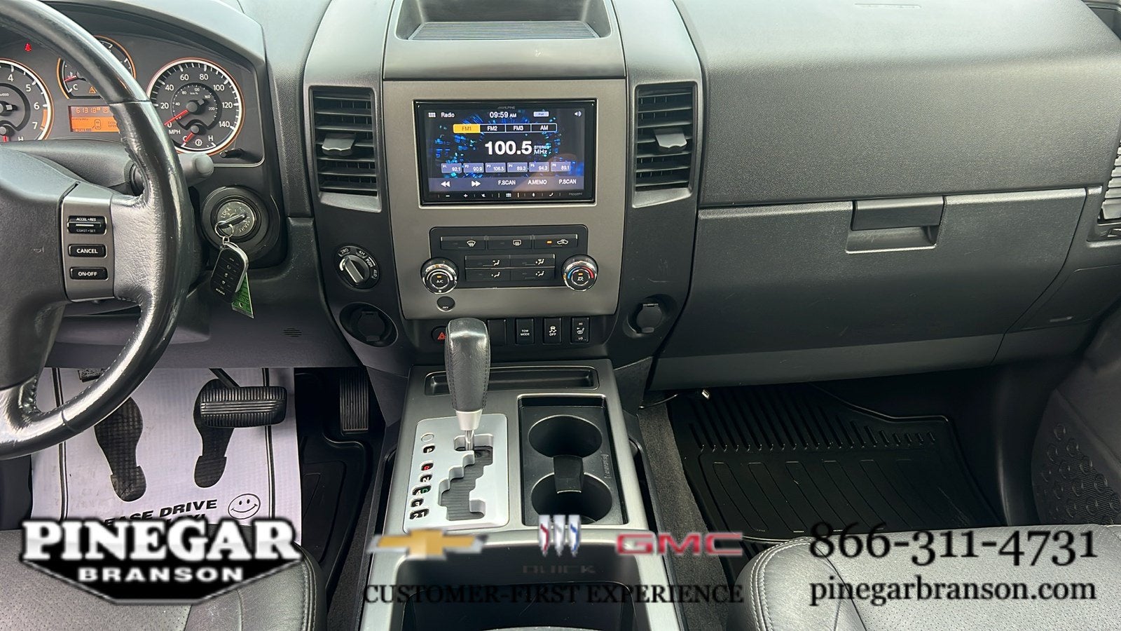 2012 Nissan Titan SV