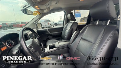 2012 Nissan Titan SV