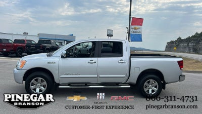 2012 Nissan Titan SV