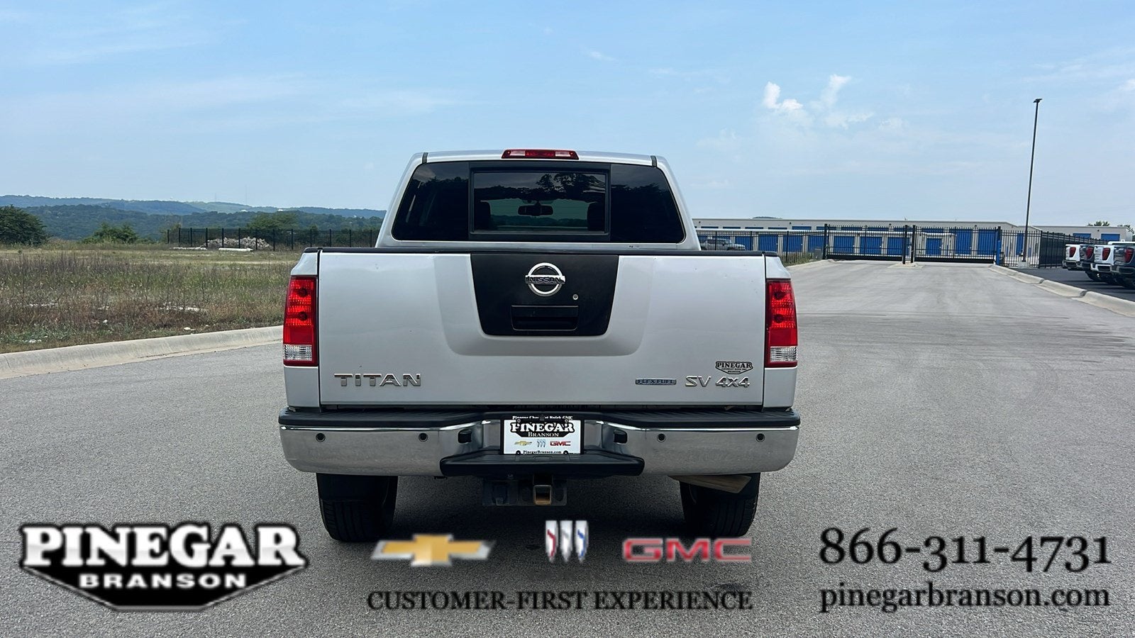 2012 Nissan Titan SV