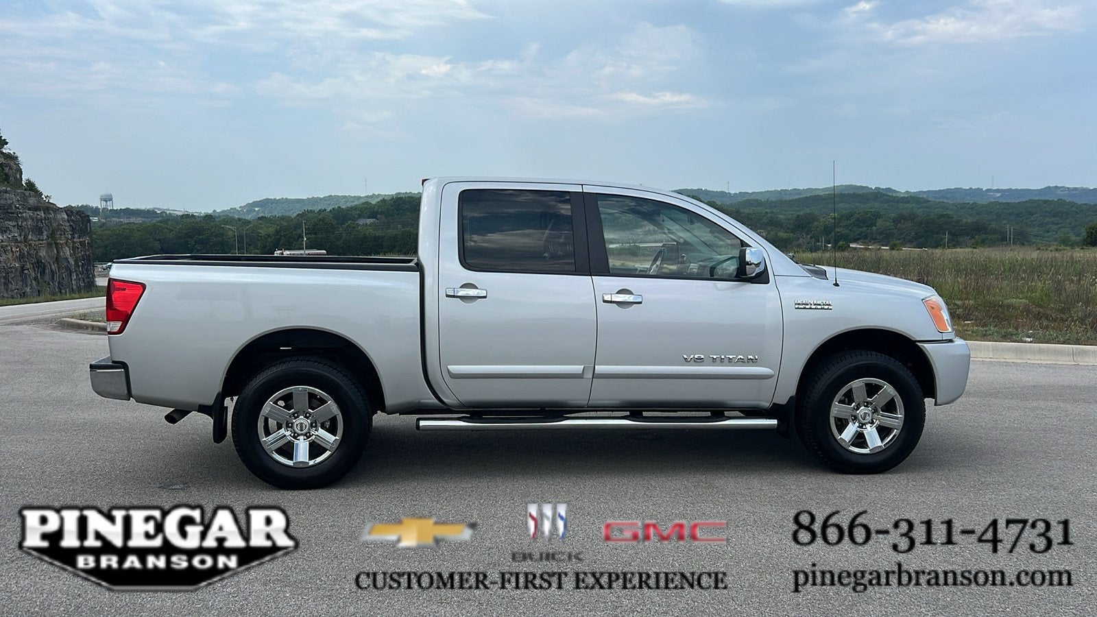 2012 Nissan Titan SV