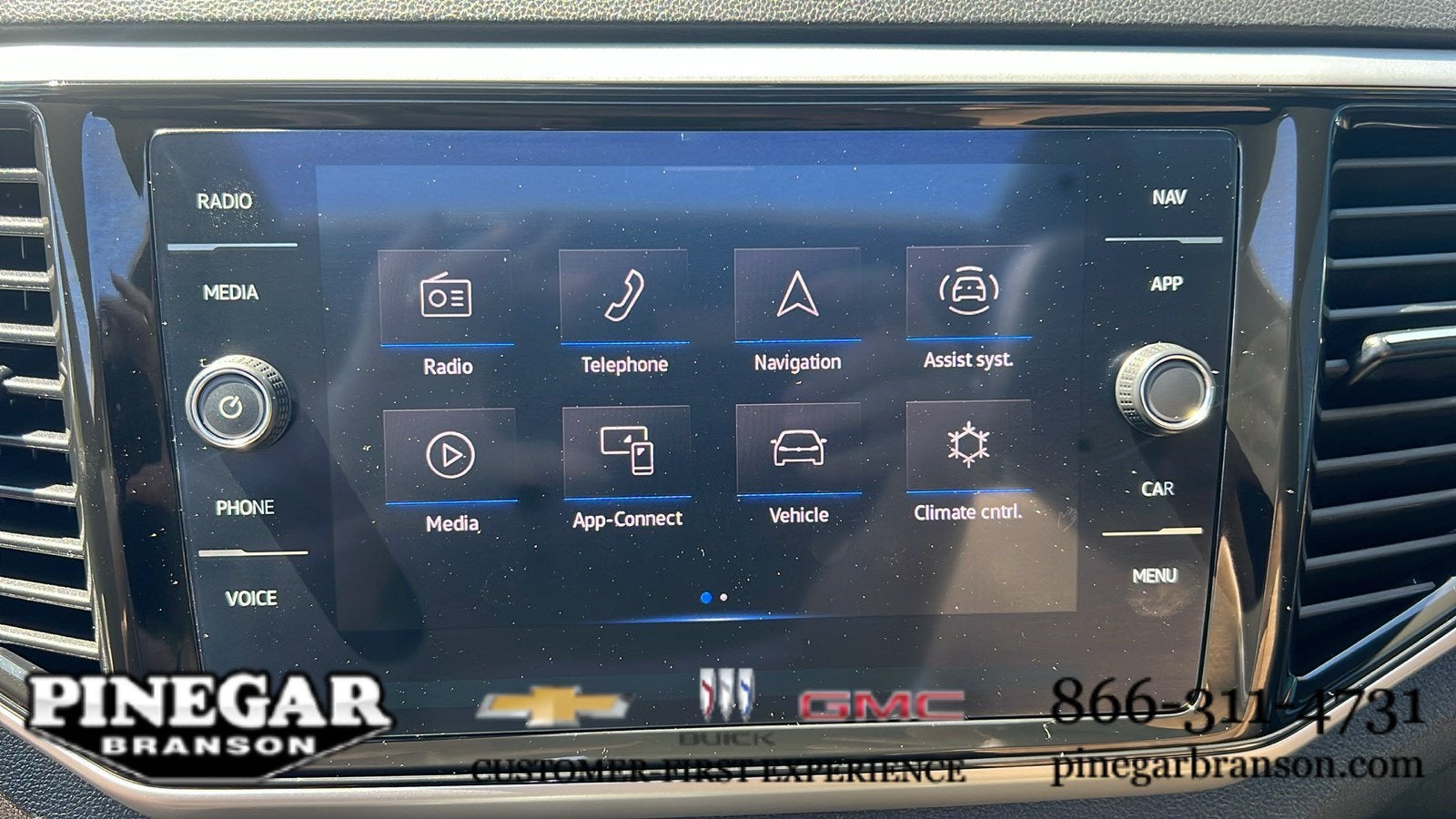 2023 Volkswagen Atlas Cross Sport 3.6L V6 SEL