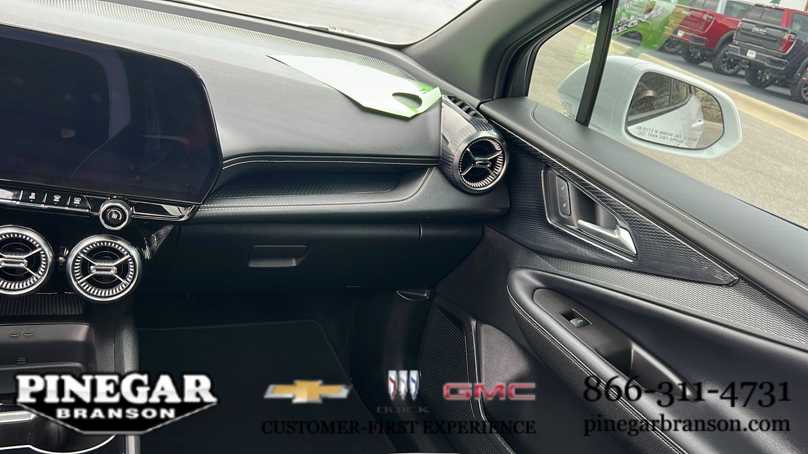 2024 Chevrolet Blazer EV LT - Photo 15