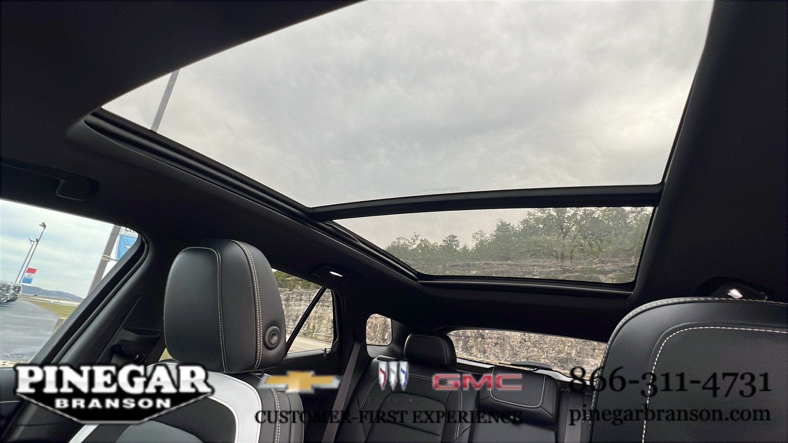 2024 Chevrolet Blazer EV LT - Photo 30