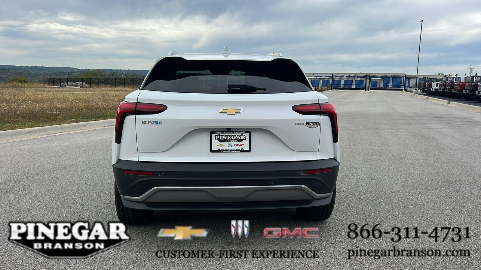 2024 Chevrolet Blazer EV LT - Photo 7