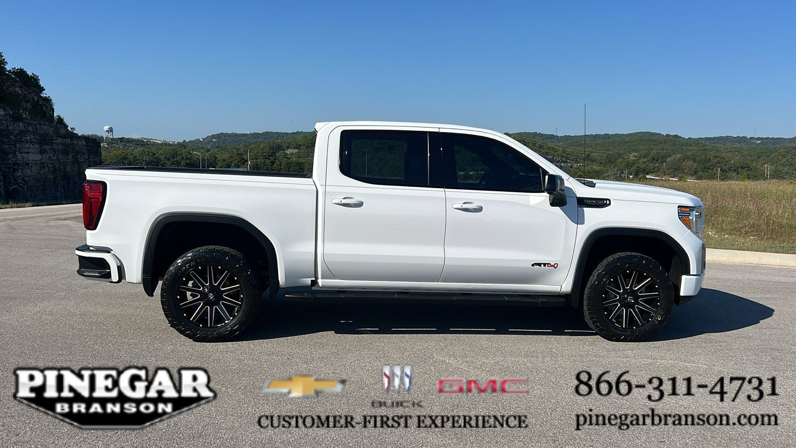2021 GMC Sierra 1500 AT4