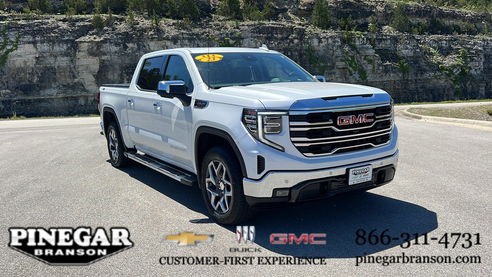 2023 GMC Sierra 1500 SLT
