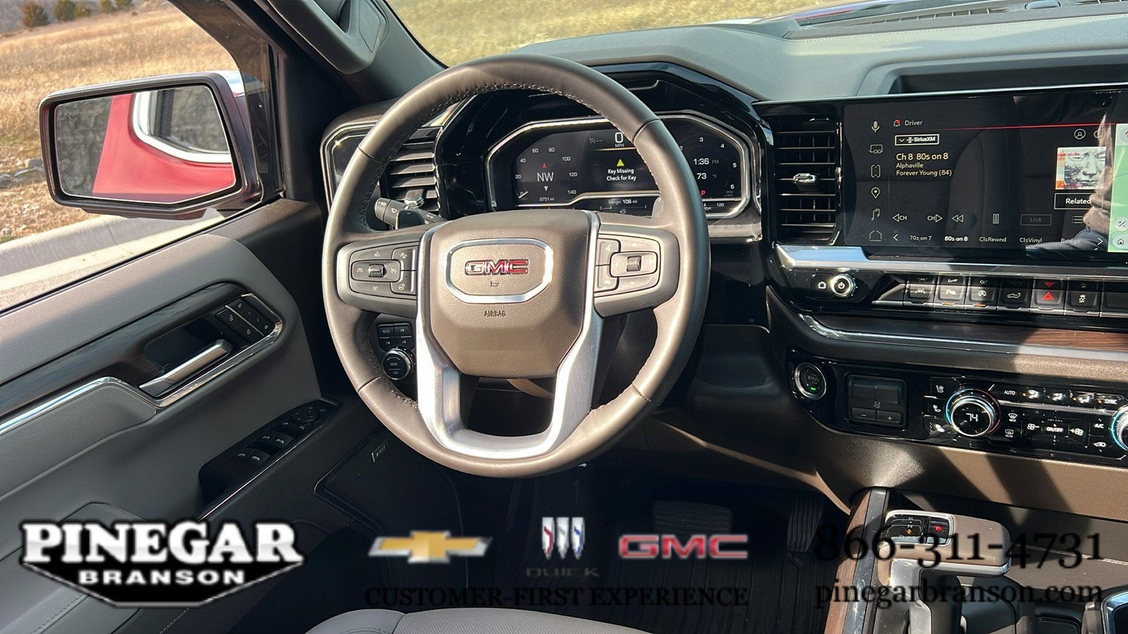 2025 GMC Sierra 1500 SLT