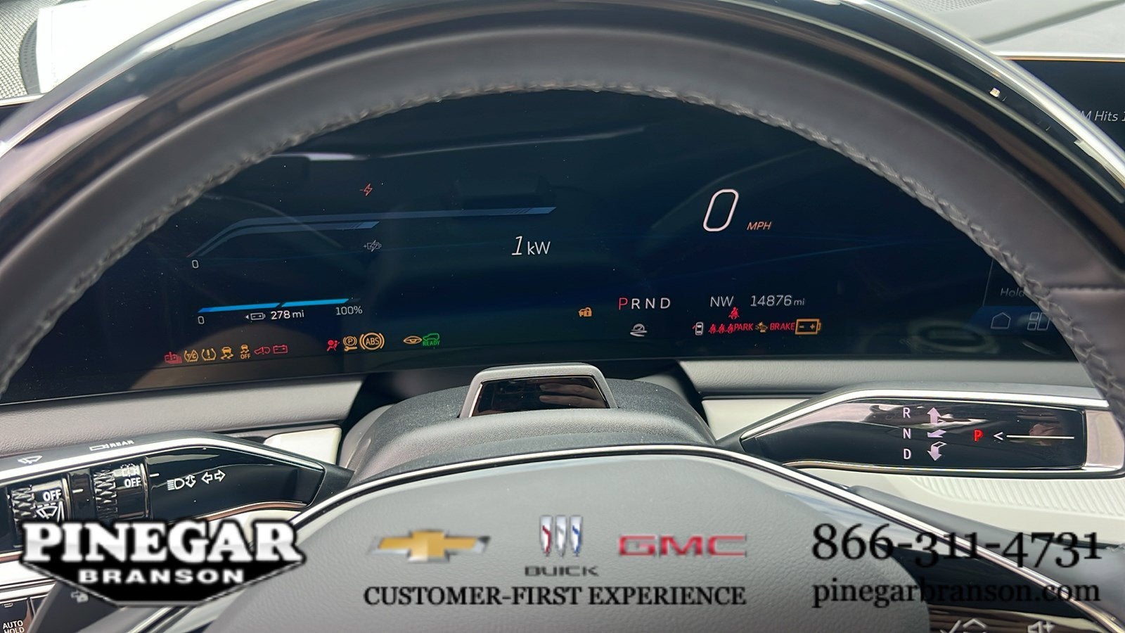 2025 Cadillac OPTIQ Luxury 2