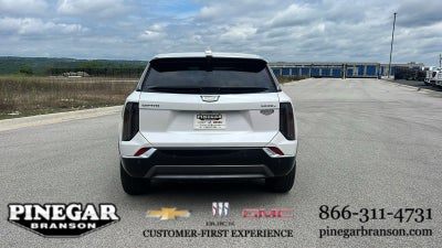 2025 Cadillac OPTIQ Luxury 2