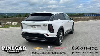 2025 Cadillac OPTIQ Luxury 2