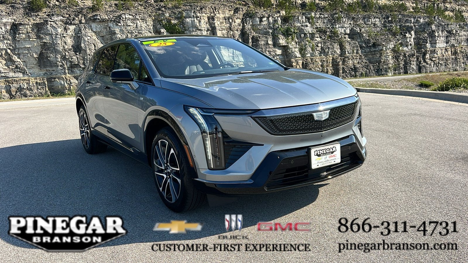 2025 Cadillac OPTIQ Sport 2