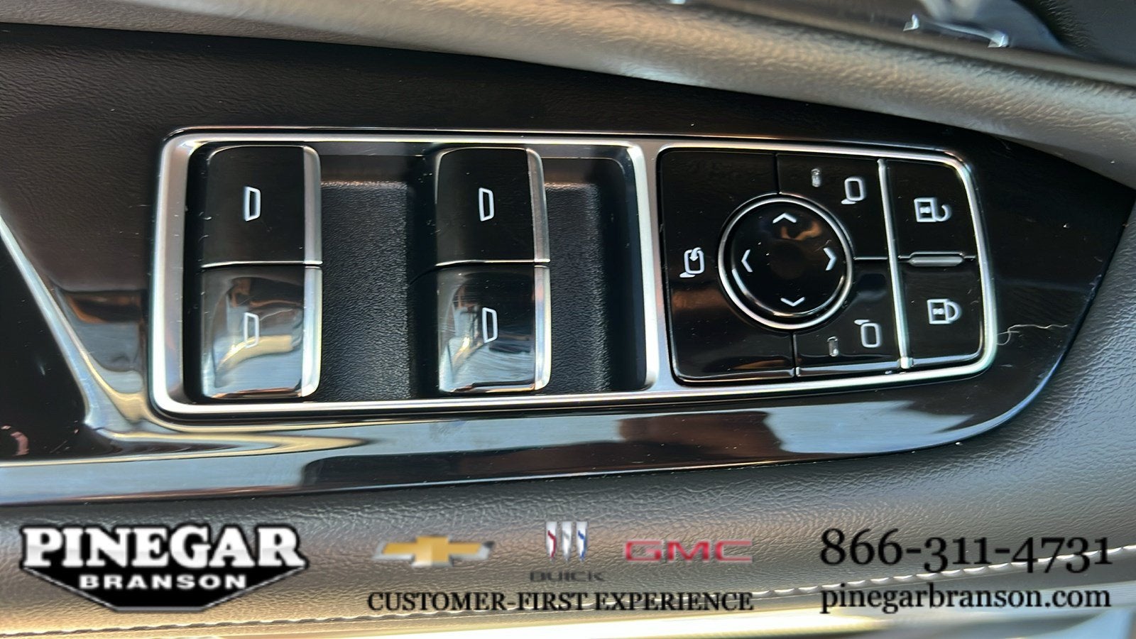 2025 Cadillac OPTIQ Sport 2