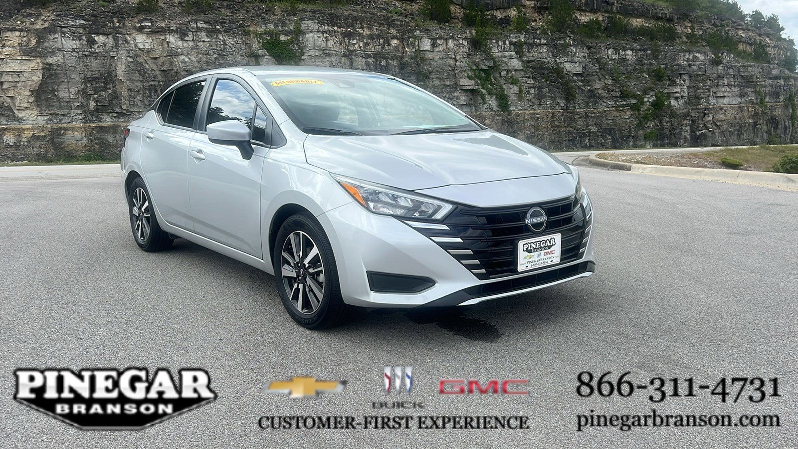 2025 Nissan Versa SV