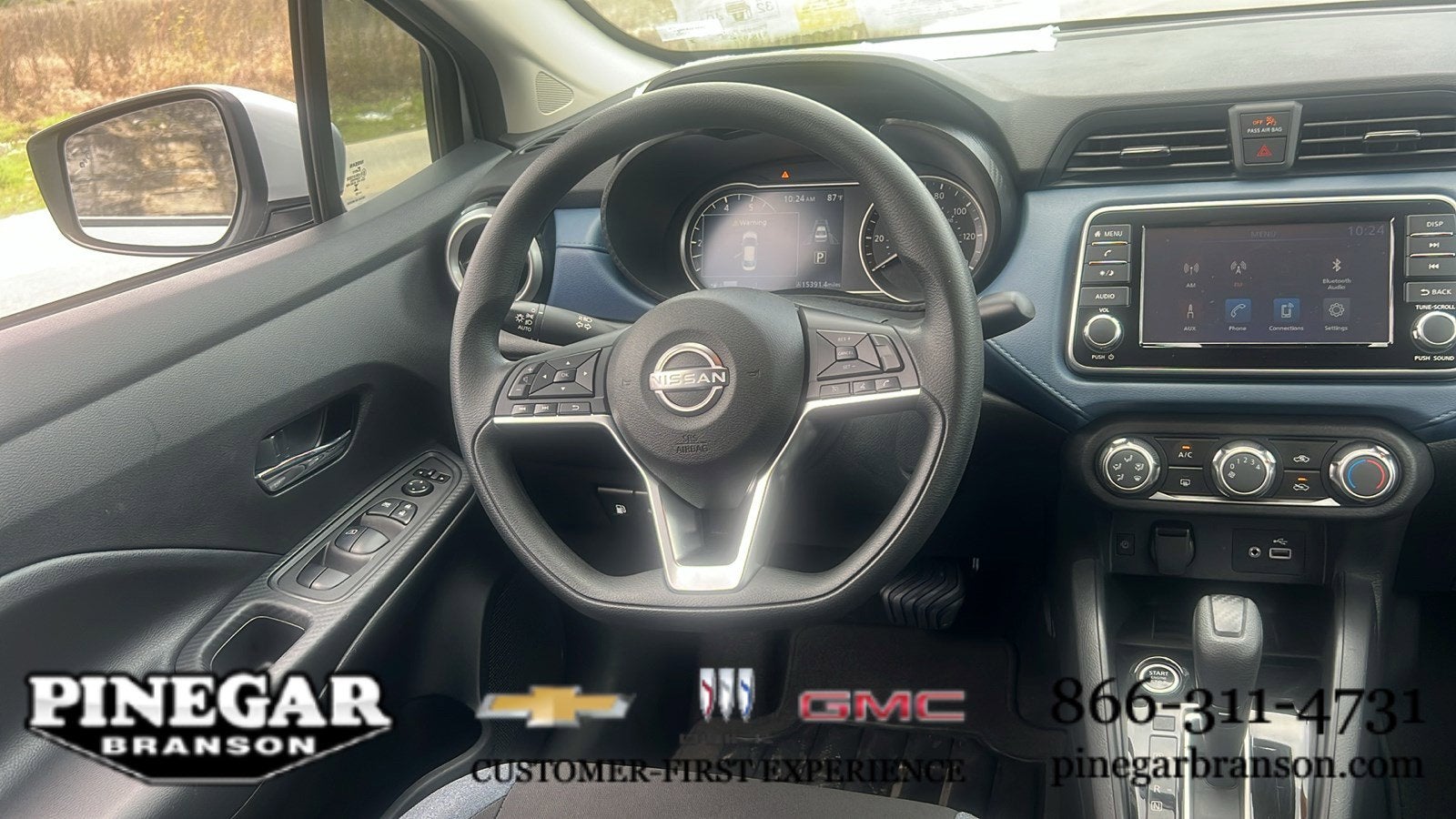 2025 Nissan Versa SV