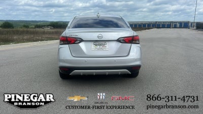 2025 Nissan Versa SV