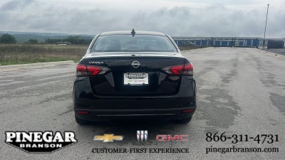 2025 Nissan Versa SV