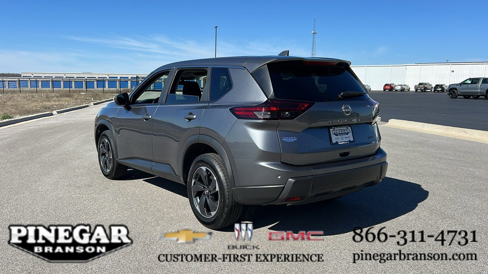 2025 Nissan Rogue SV