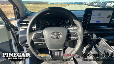 2024 Toyota Sienna Limited