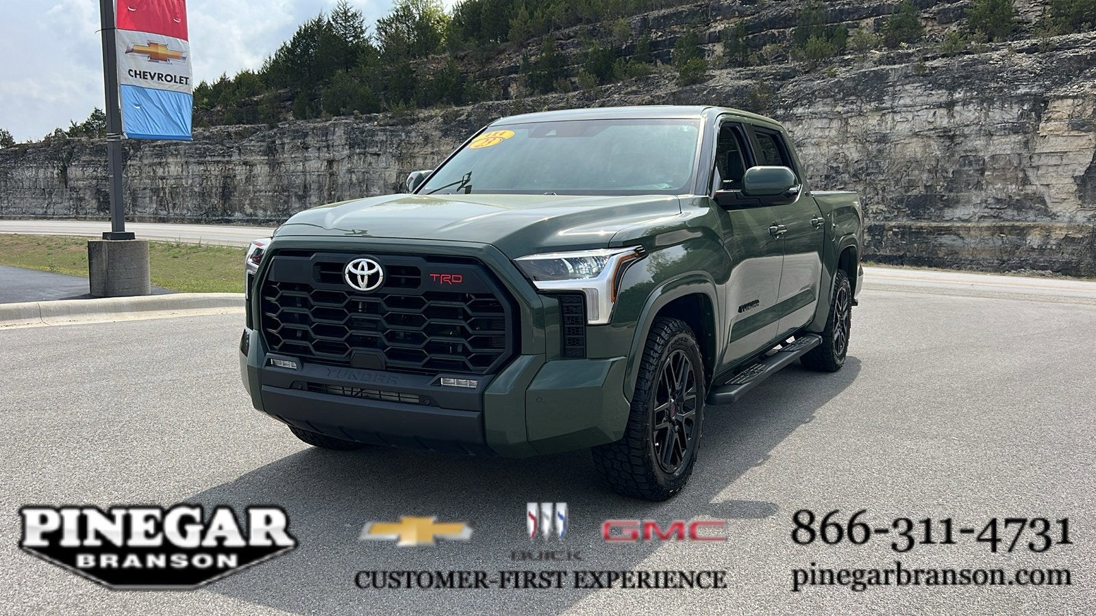 2023 Toyota Tundra 4WD SR5