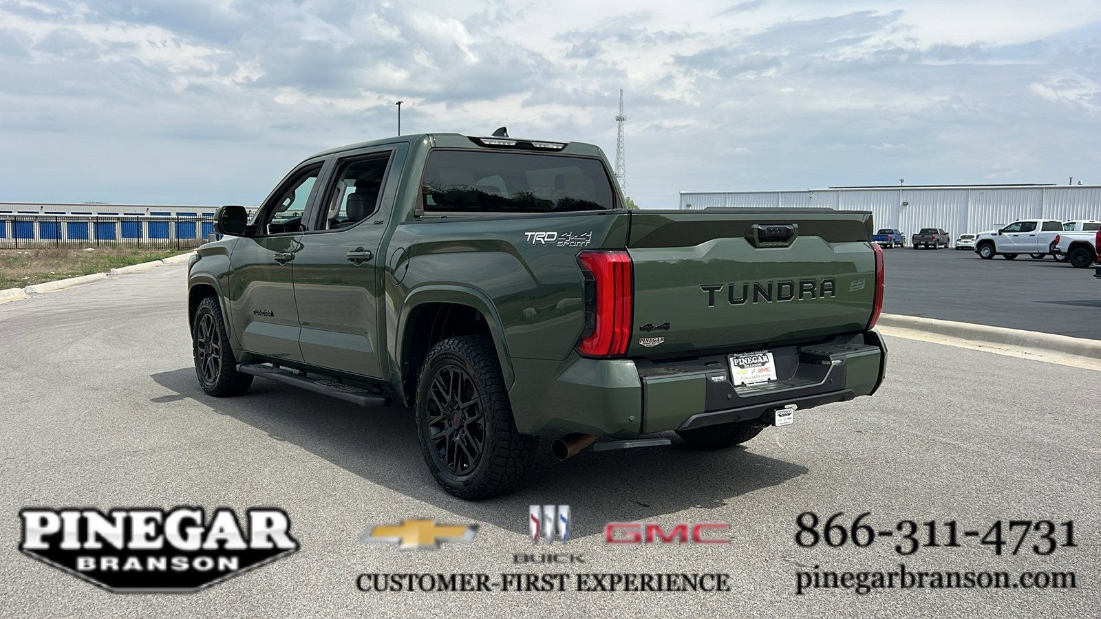 2023 Toyota Tundra 4WD SR5