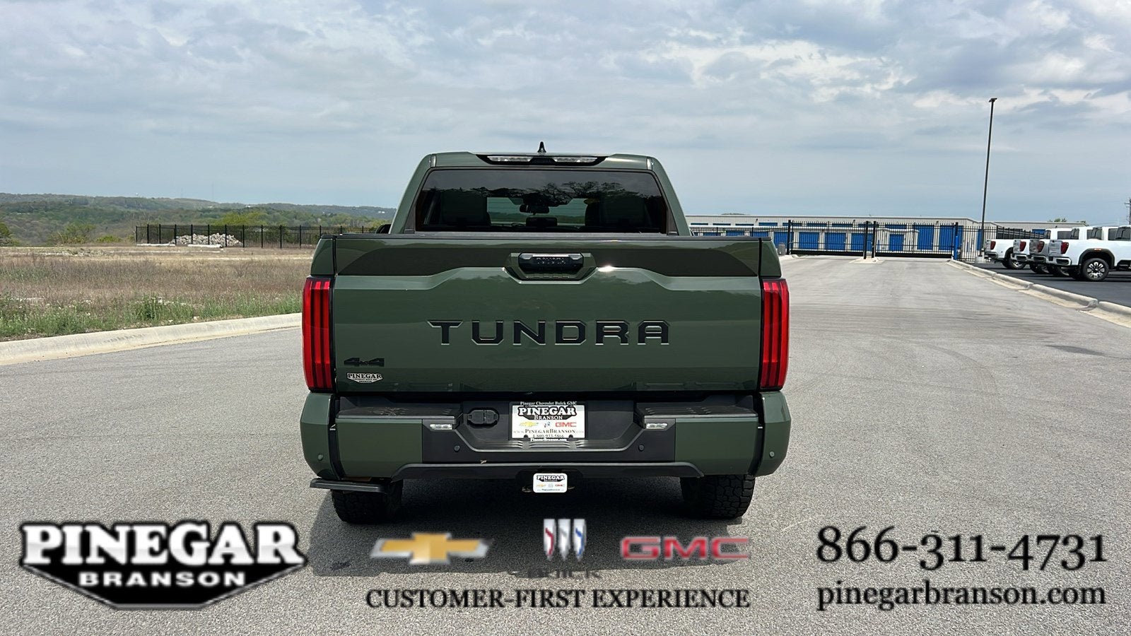 2023 Toyota Tundra 4WD SR5