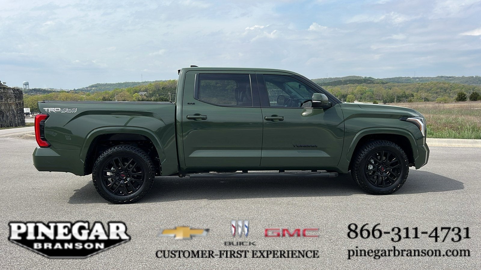 2023 Toyota Tundra 4WD SR5
