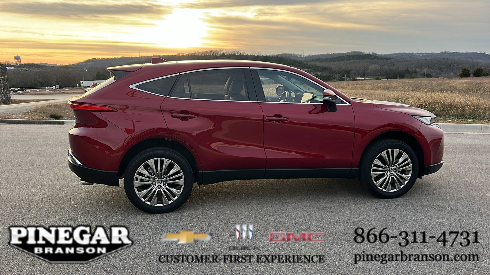 2024 Toyota Venza LE