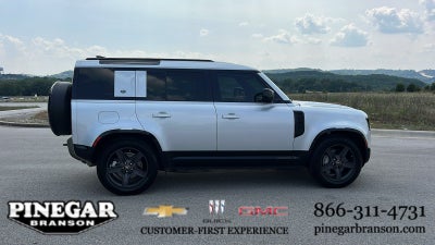 2023 Land Rover Defender X-Dynamic SE