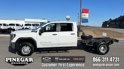 2026 GMC Sierra 3500 HD Chassis Cab Pro