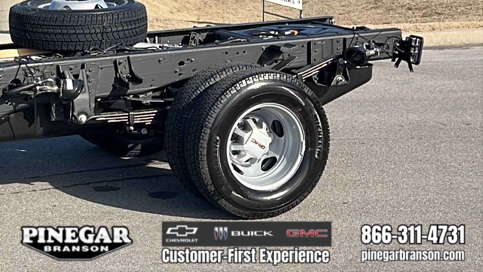 2026 GMC Sierra 3500 HD Chassis Cab Pro