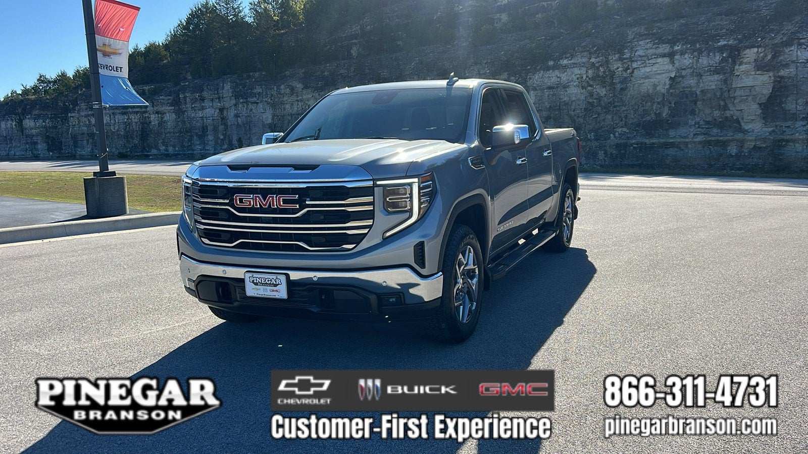 2026 GMC Sierra 1500 SLT