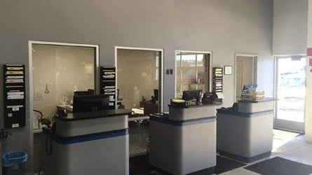 desk img